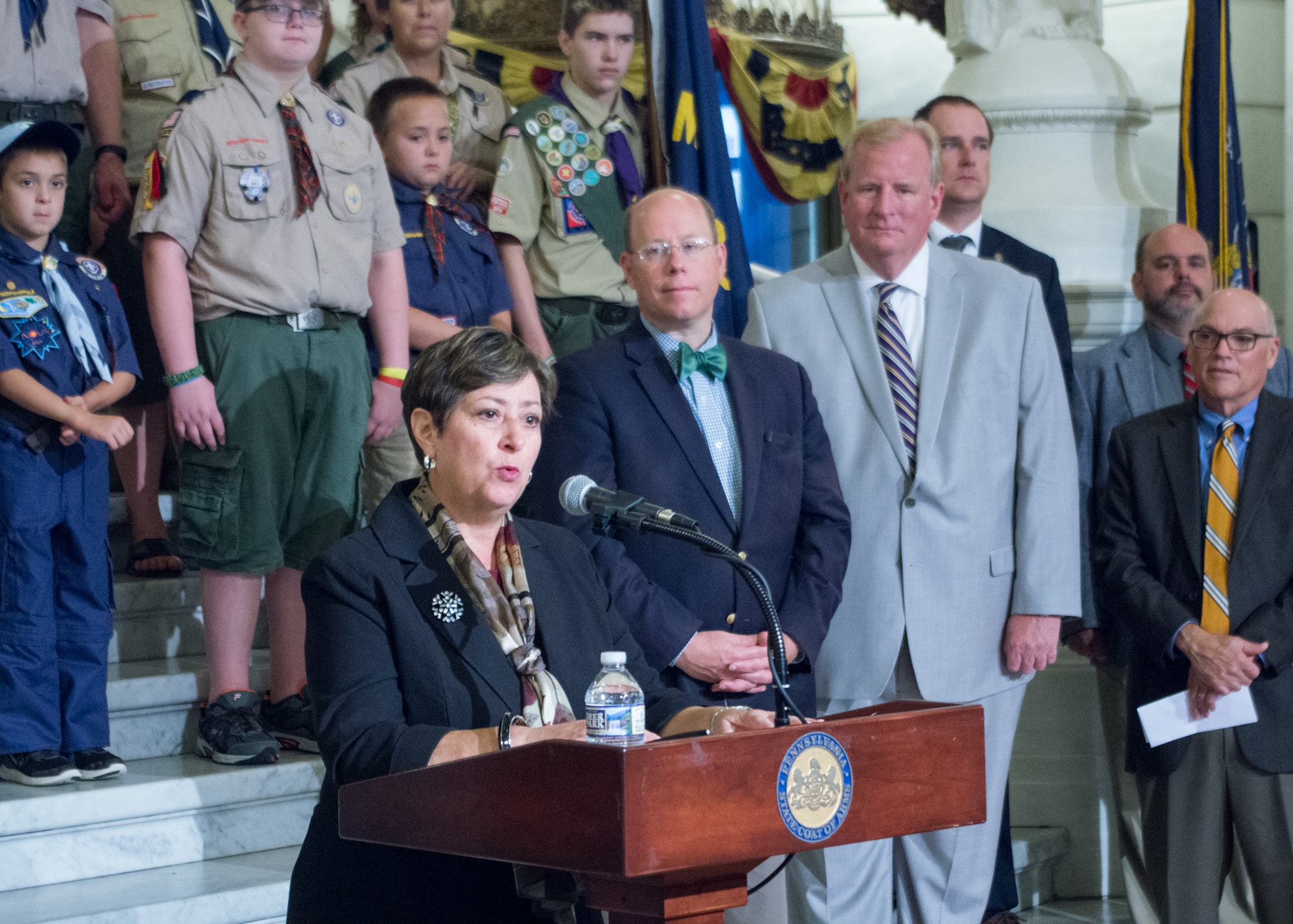 Rep. Dowling addresses Scouts at the Capitol